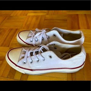 Womens white converse- size 6